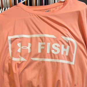 Under Armour  Fish Dri Fit Tee